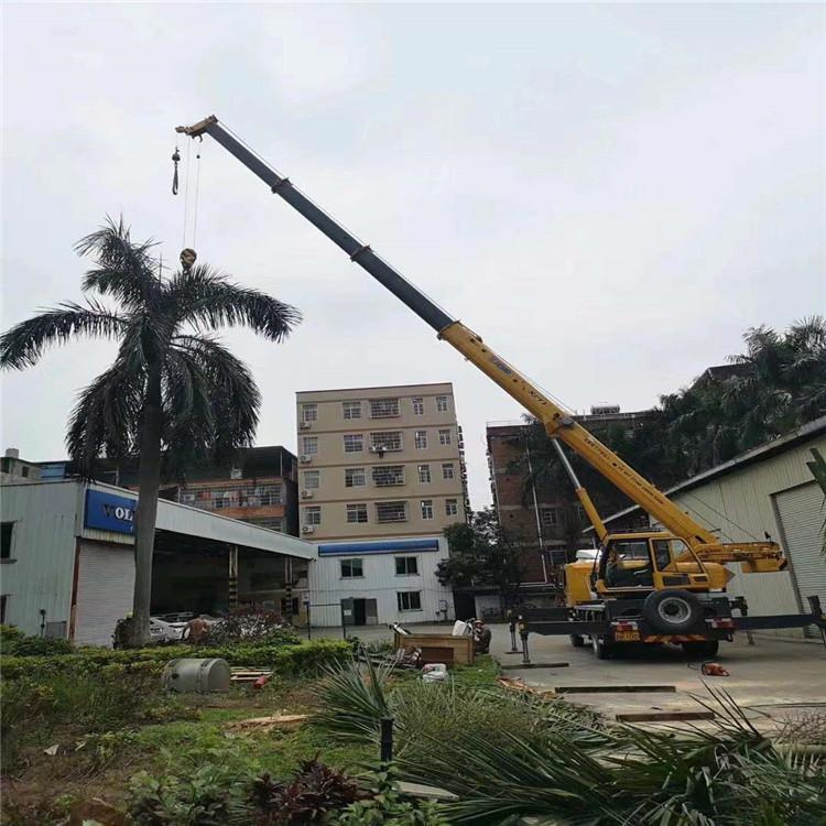 青岛市北12吨吊车出租一天的收费标准是什么