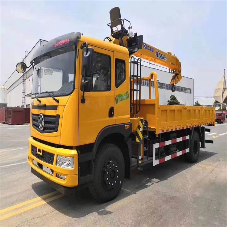 青岛市北附近找一辆随车吊出租