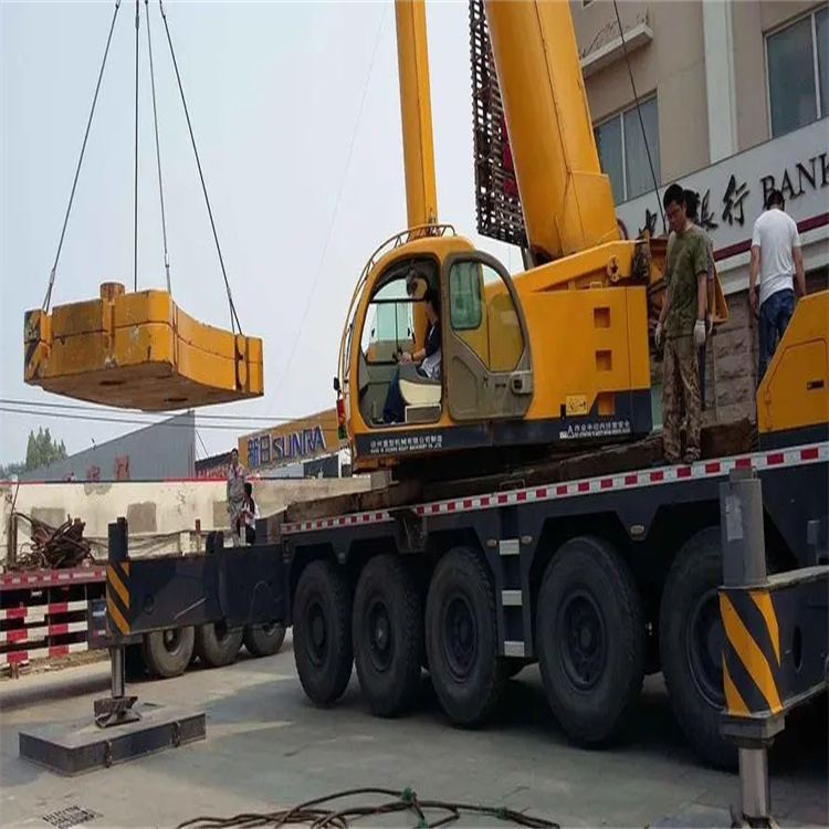 青岛市北当地吊车出租|机器吊装|75吨|工厂搬迁服务